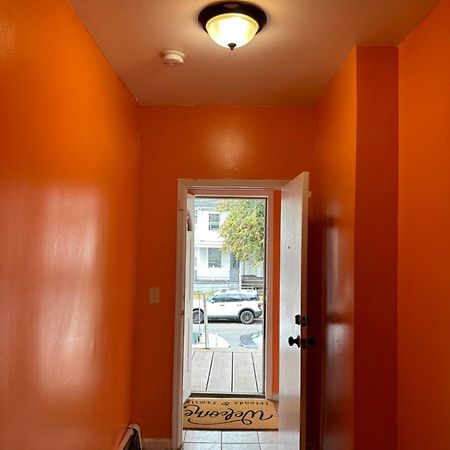 Fidellia Iron Room, Queen Bed Minutes From Newark Liberty International Airport And Newark Penn Station Esterno foto