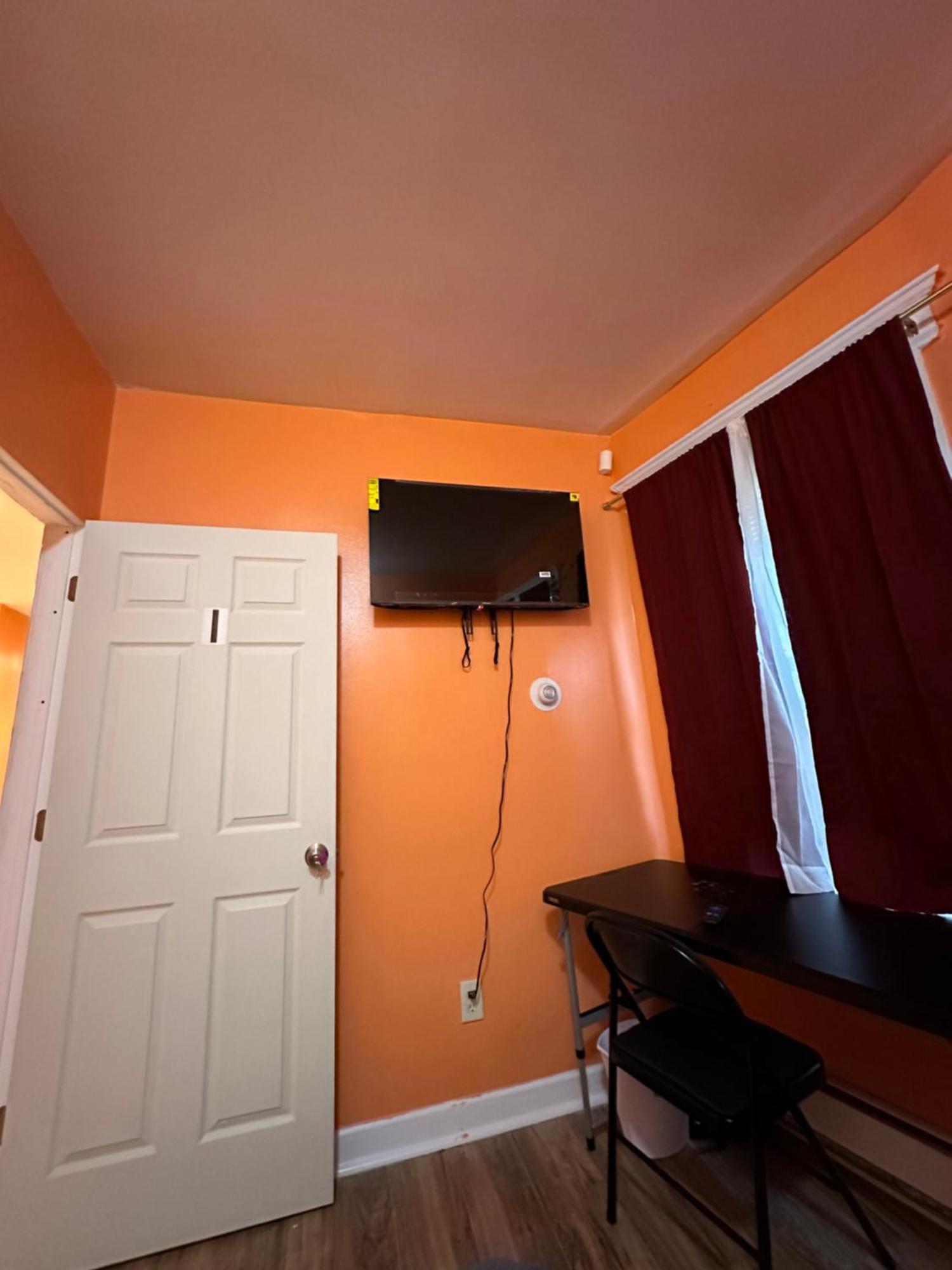 Fidellia Iron Room, Queen Bed Minutes From Newark Liberty International Airport And Newark Penn Station Esterno foto
