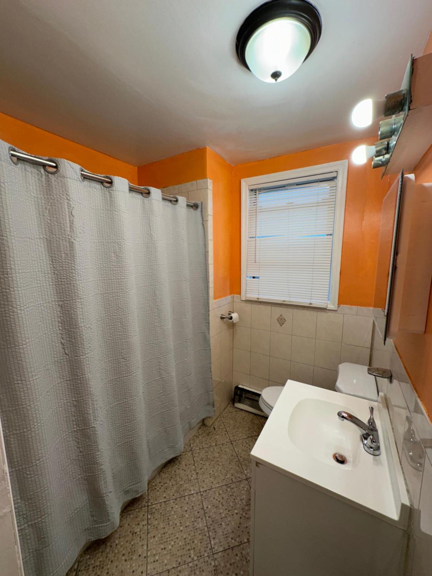Fidellia Iron Room, Queen Bed Minutes From Newark Liberty International Airport And Newark Penn Station Esterno foto